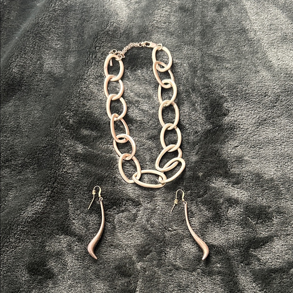 Elegant gold Chain Necklace and Earring Set